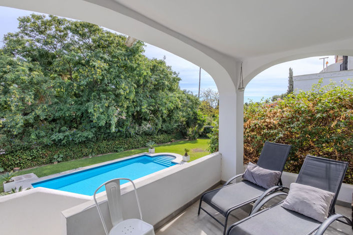 Image No.2-4 Bed Townhouse for sale