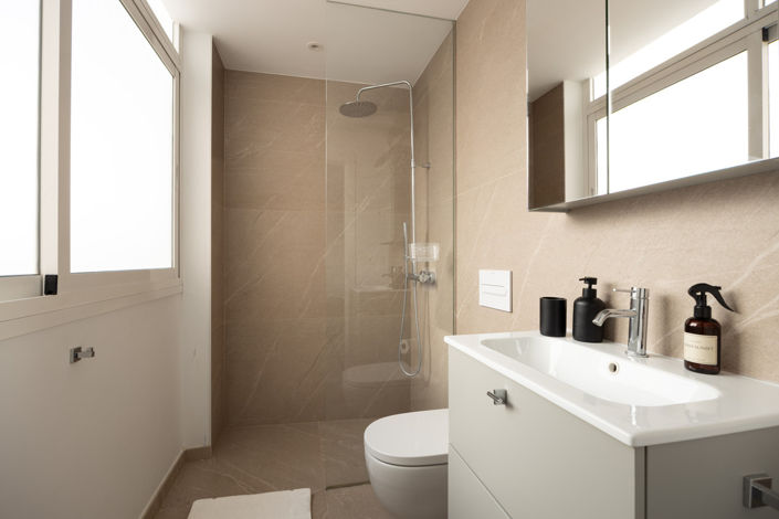 Image No.17-4 Bed Apartment for sale