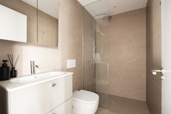 Image No.20-4 Bed Apartment for sale