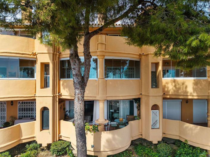 Image No.20-2 Bed Apartment for sale