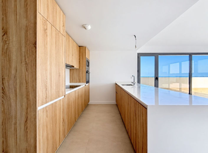 Image No.11-3 Bed Apartment for sale