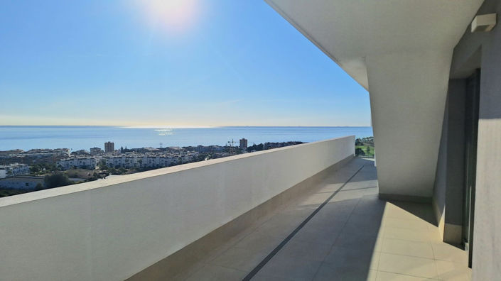 Image No.24-3 Bed Apartment for sale