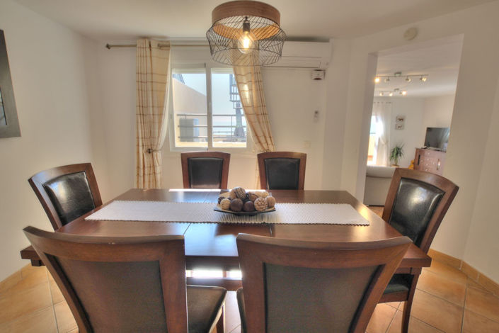 Image No.11-4 Bed Apartment for sale