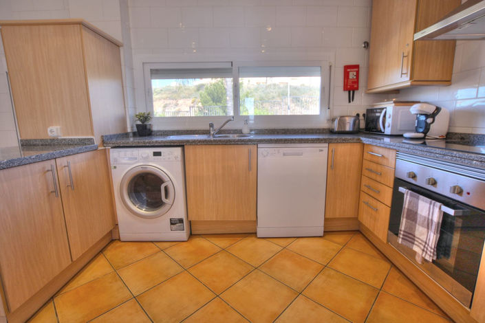 Image No.13-4 Bed Apartment for sale