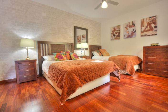 Image No.28-4 Bed Apartment for sale