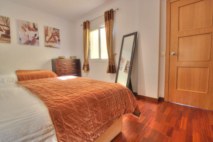 Image No.30-4 Bed Apartment for sale