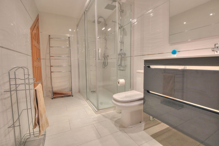 Image No.32-4 Bed Apartment for sale