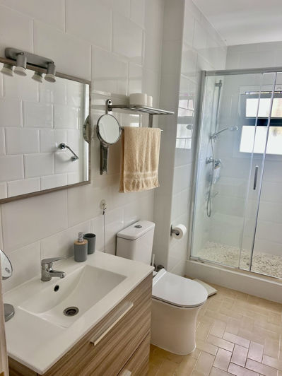 Image No.20-3 Bed Townhouse for sale