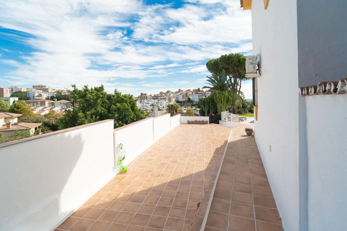 Image No.32-5 Bed Villa for sale