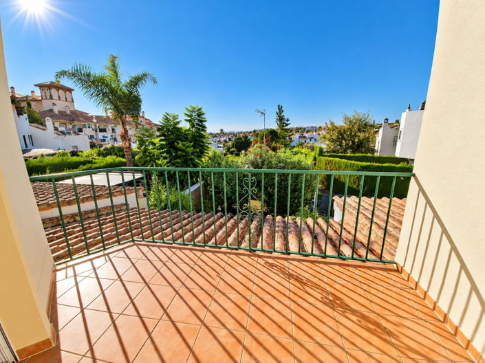 Image No.22-2 Bed Townhouse for sale