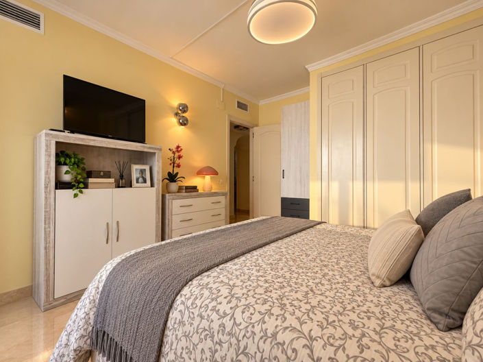 Image No.32-2 Bed Apartment for sale