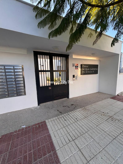 Image No.20-3 Bed Apartment for sale