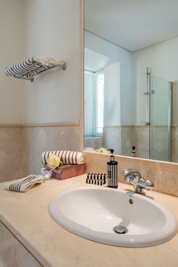 Image No.24-3 Bed Villa for sale