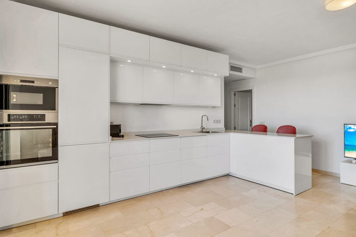 Image No.20-3 Bed Apartment for sale
