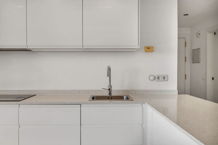 Image No.22-3 Bed Apartment for sale