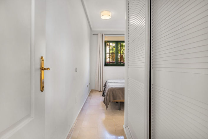 Image No.28-3 Bed Apartment for sale