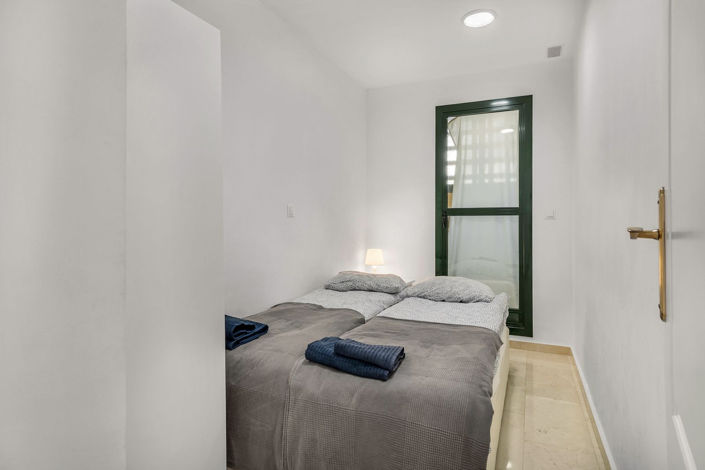Image No.7-3 Bed Apartment for sale