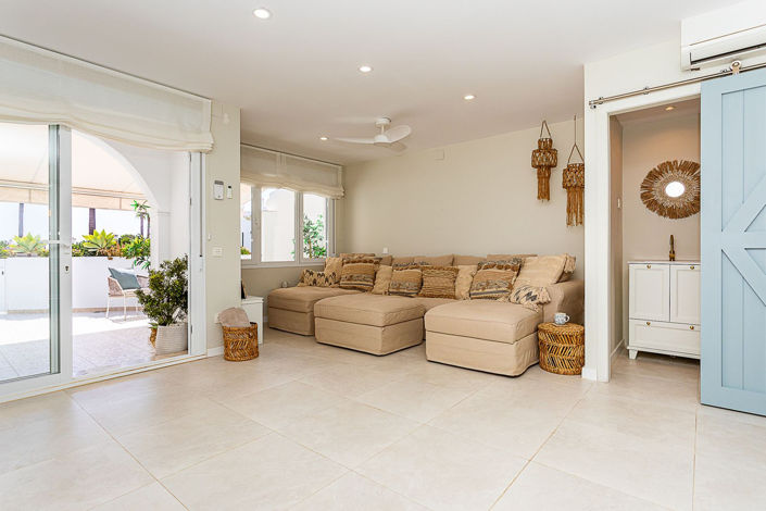 Image No.9-1 Bed Townhouse for sale