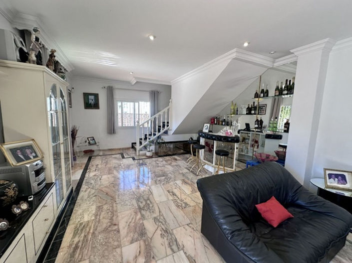 Image No.19-5 Bed Villa for sale