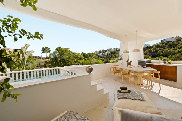 Image No.16-4 Bed Apartment for sale