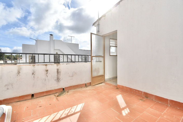 Image No.3-3 Bed Apartment for sale