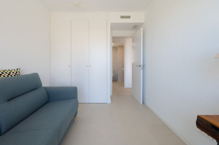 Image No.19-2 Bed Apartment for sale