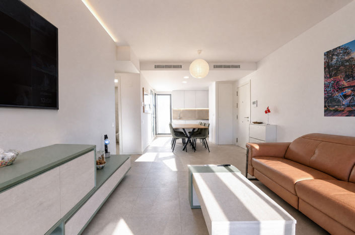 Image No.8-2 Bed Apartment for sale