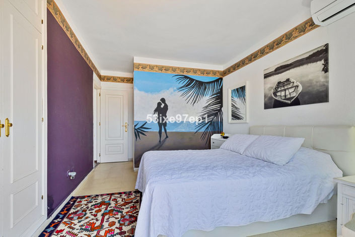 Image No.20-4 Bed Apartment for sale