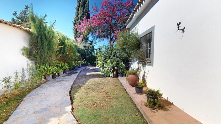 Image No.21-3 Bed Villa for sale