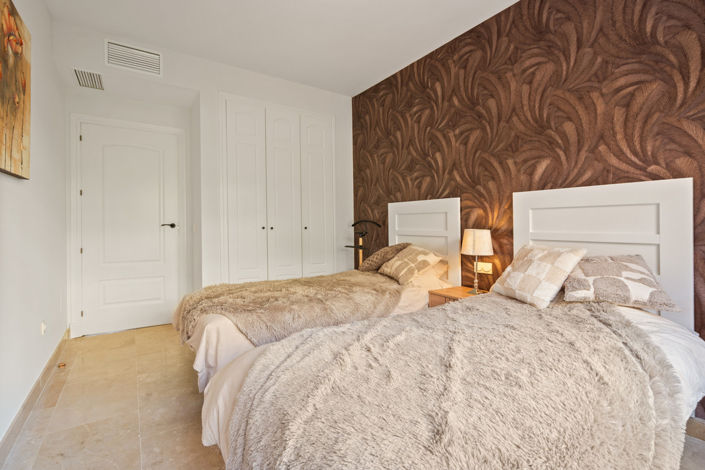 Image No.16-2 Bed Apartment for sale