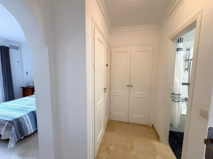 Image No.25-2 Bed Apartment for sale