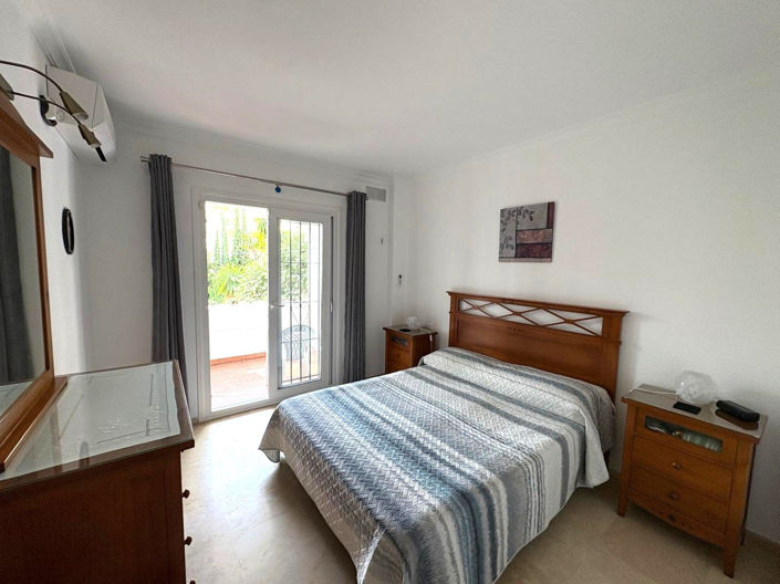 Image No.26-2 Bed Apartment for sale