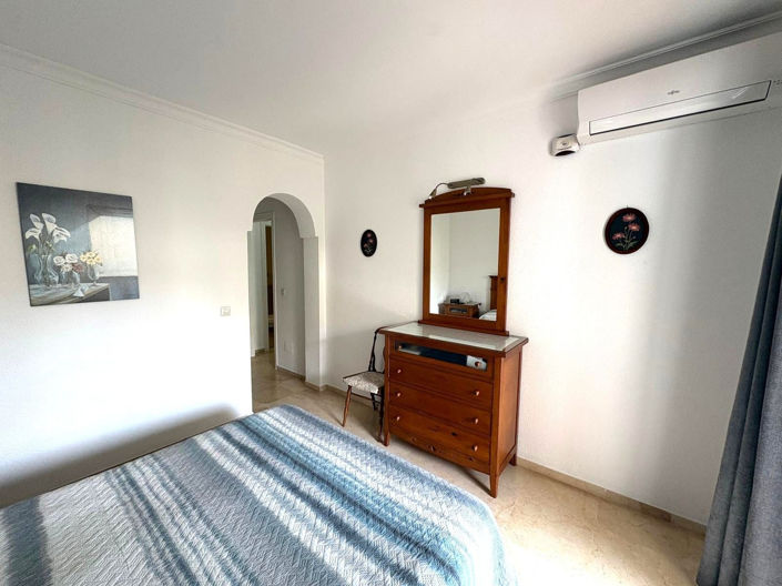 Image No.28-2 Bed Apartment for sale