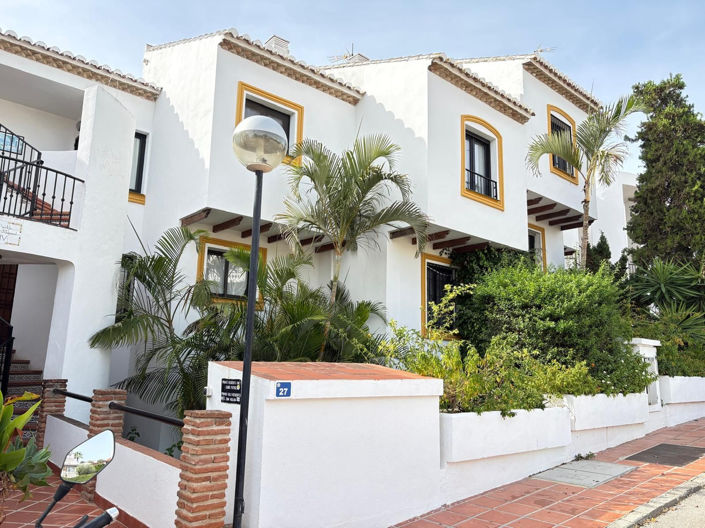 Image No.35-2 Bed Apartment for sale
