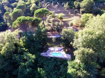 03--Borgo-Puccini---Pool-from-above