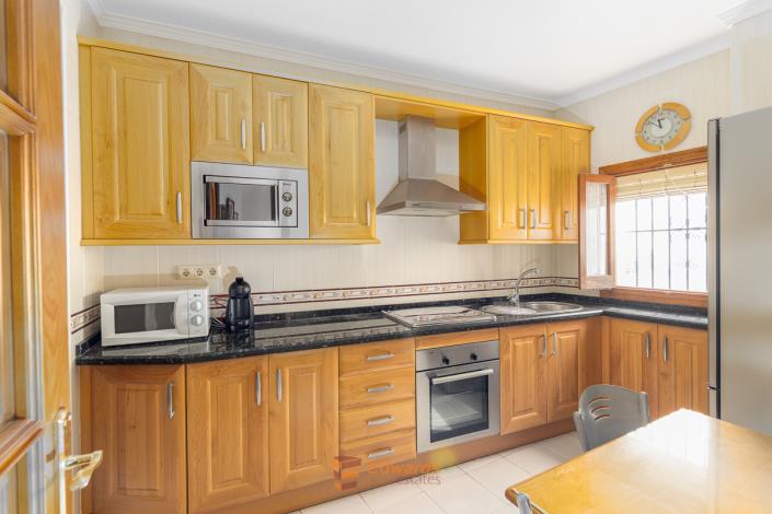 Image No.7-4 Bed Village House for sale