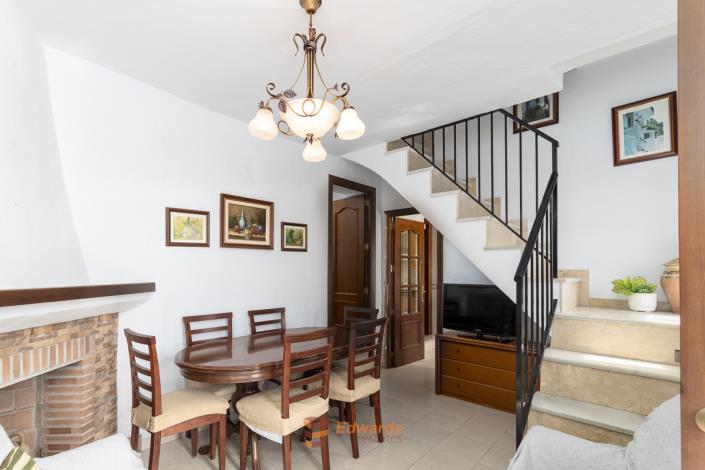 Image No.13-4 Bed Village House for sale