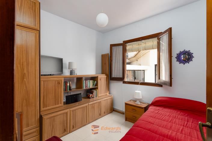 Image No.17-4 Bed Village House for sale