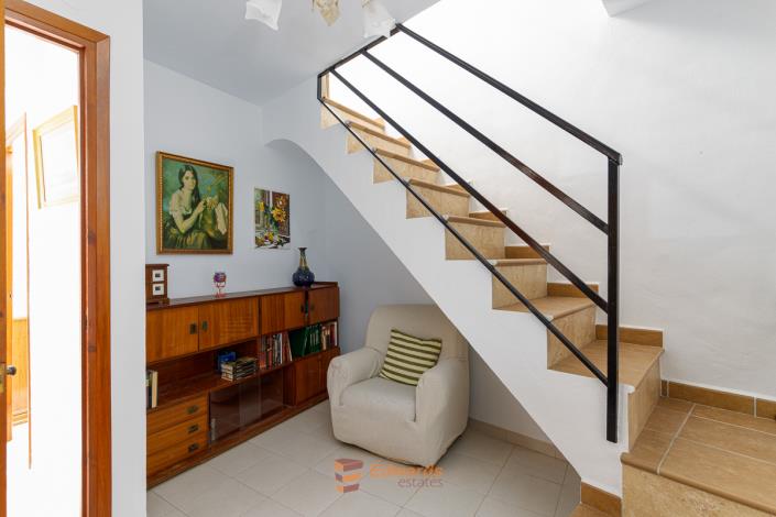 Image No.19-4 Bed Village House for sale