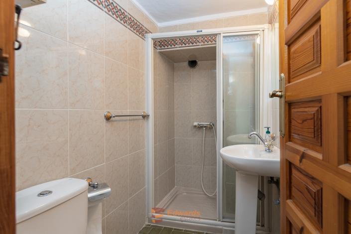 Image No.21-4 Bed Village House for sale