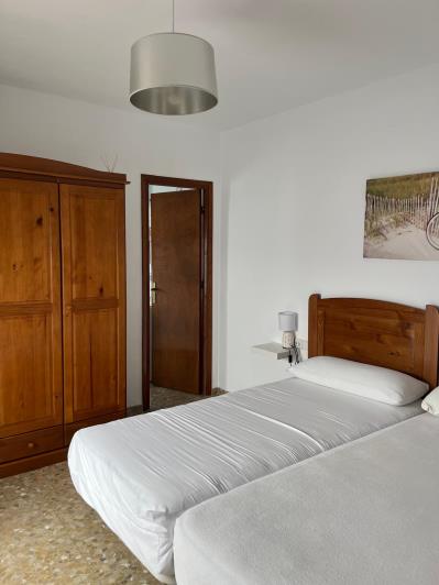 Image No.7-3 Bed Village House for sale