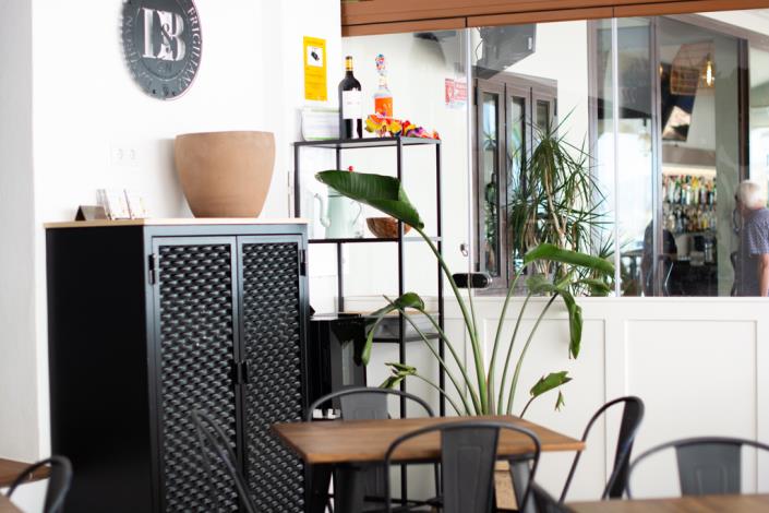 Image No.3-Restaurant for sale