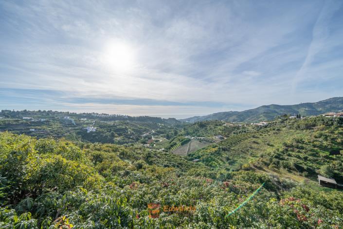 Image No.3-2 Bed Villa / Detached for sale