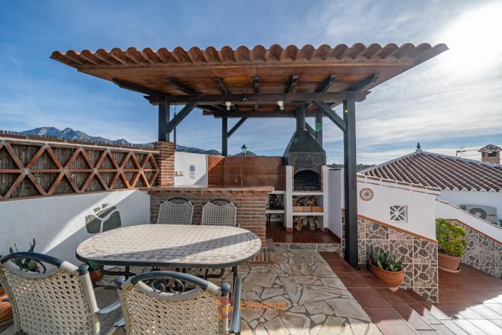 Image No.5-2 Bed Villa / Detached for sale