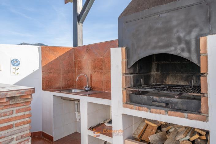 Image No.6-2 Bed Villa / Detached for sale