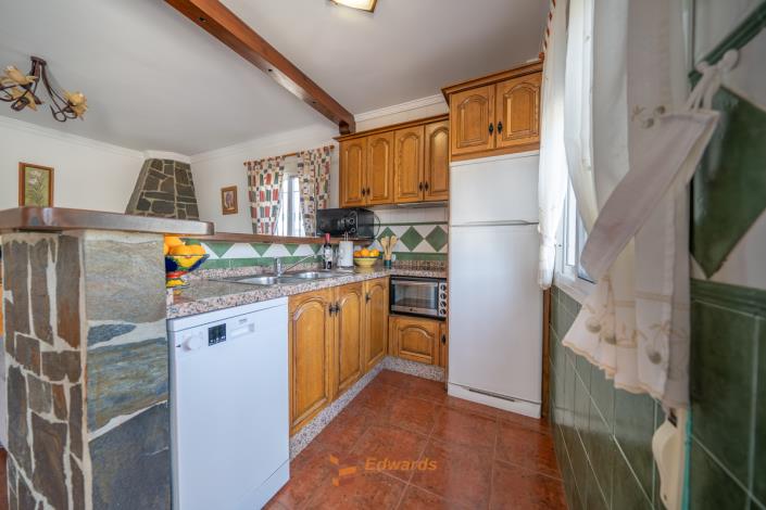 Image No.11-2 Bed Villa / Detached for sale