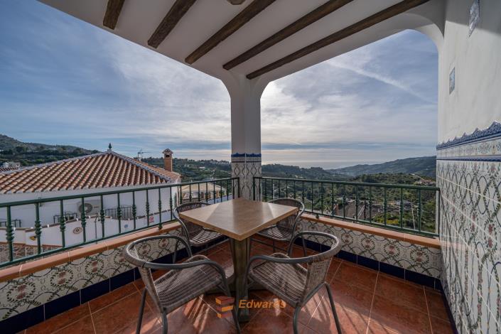 Image No.23-2 Bed Villa / Detached for sale