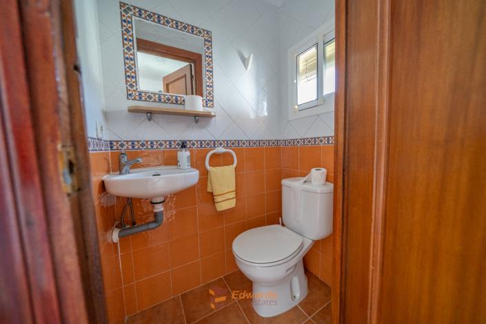 Image No.28-2 Bed Villa / Detached for sale