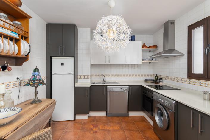 Image No.5-2 Bed Apartment for sale