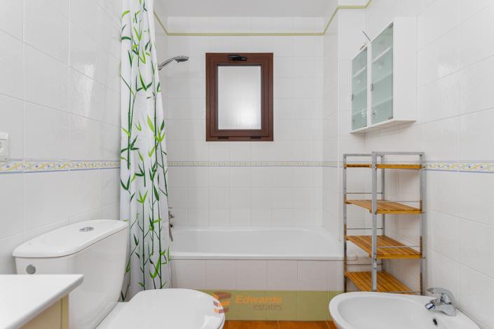 Image No.15-2 Bed Apartment for sale